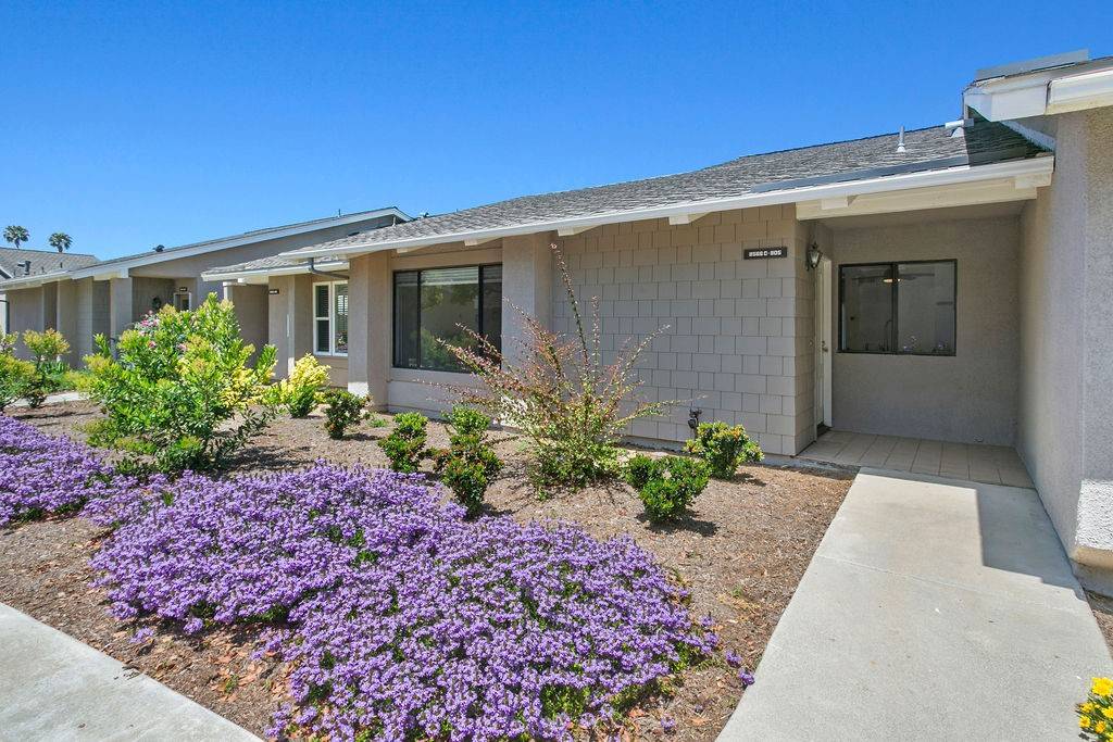 Huntington Beach, CA 92646,8566 Larkhall Cir CIR #805C