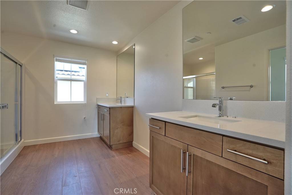 Perris, CA 92571,127 Grove CT