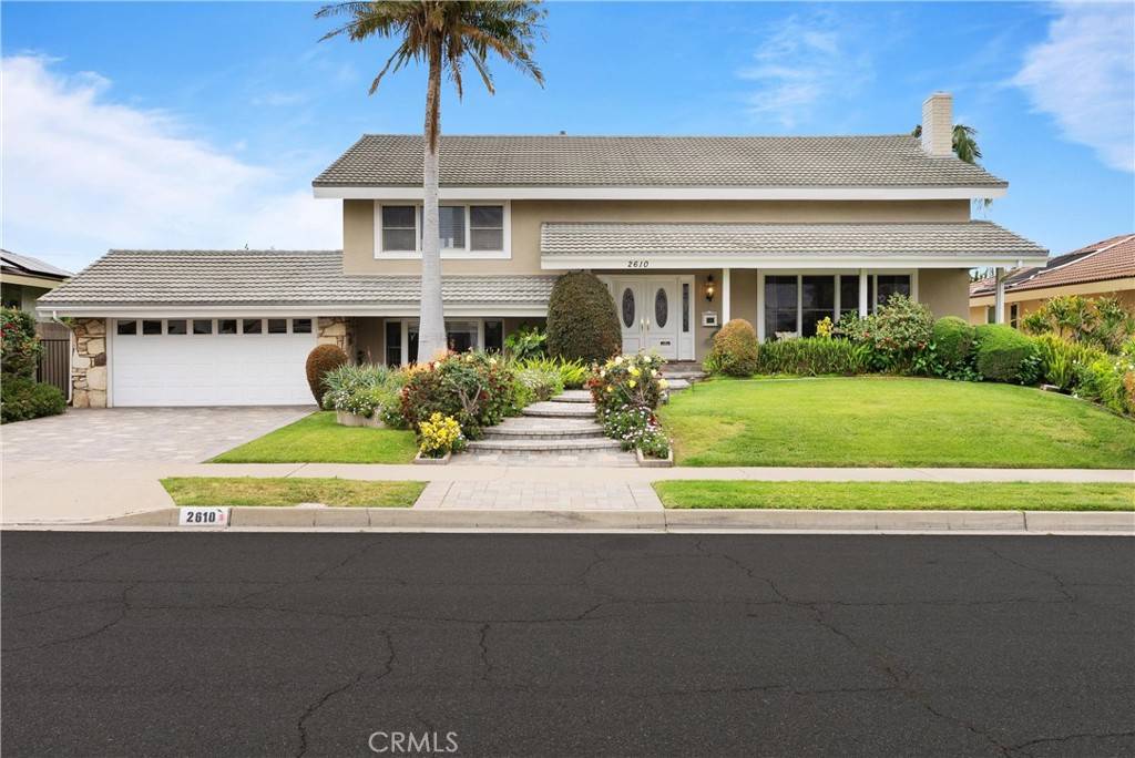 Orange, CA 92867,2610 E Lakeside AVE