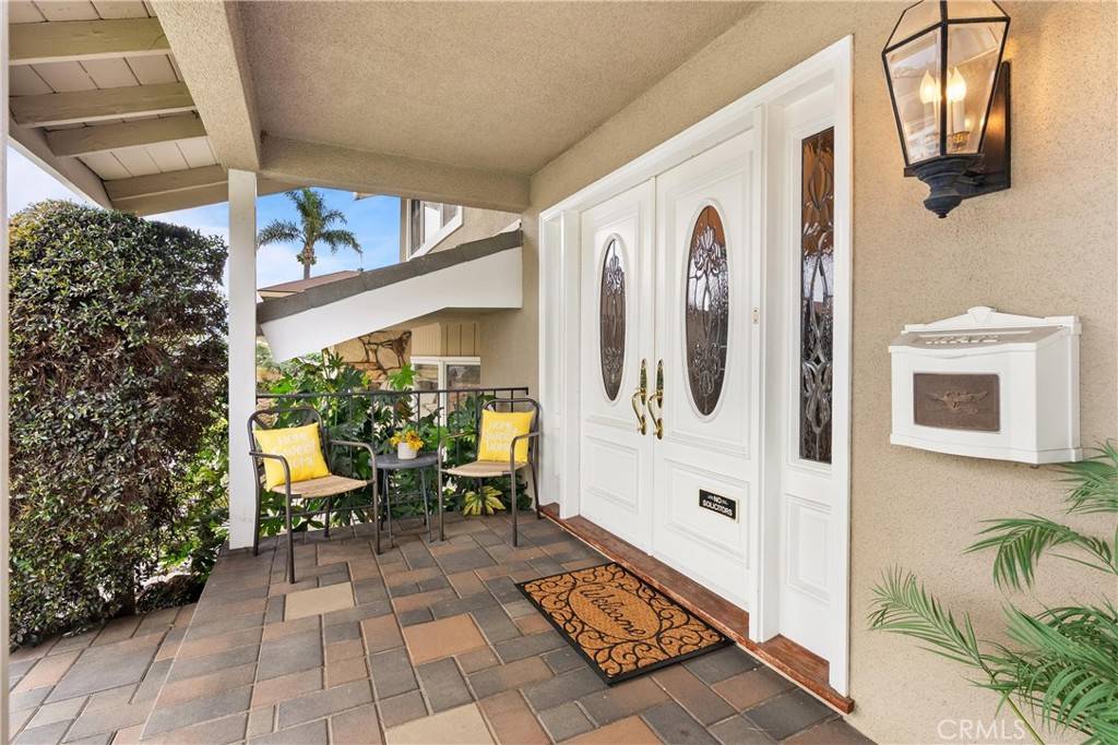 Orange, CA 92867,2610 E Lakeside AVE
