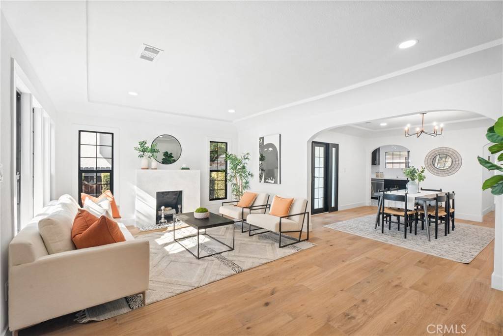 Santa Ana, CA 92706,2327 Bonnie Brae