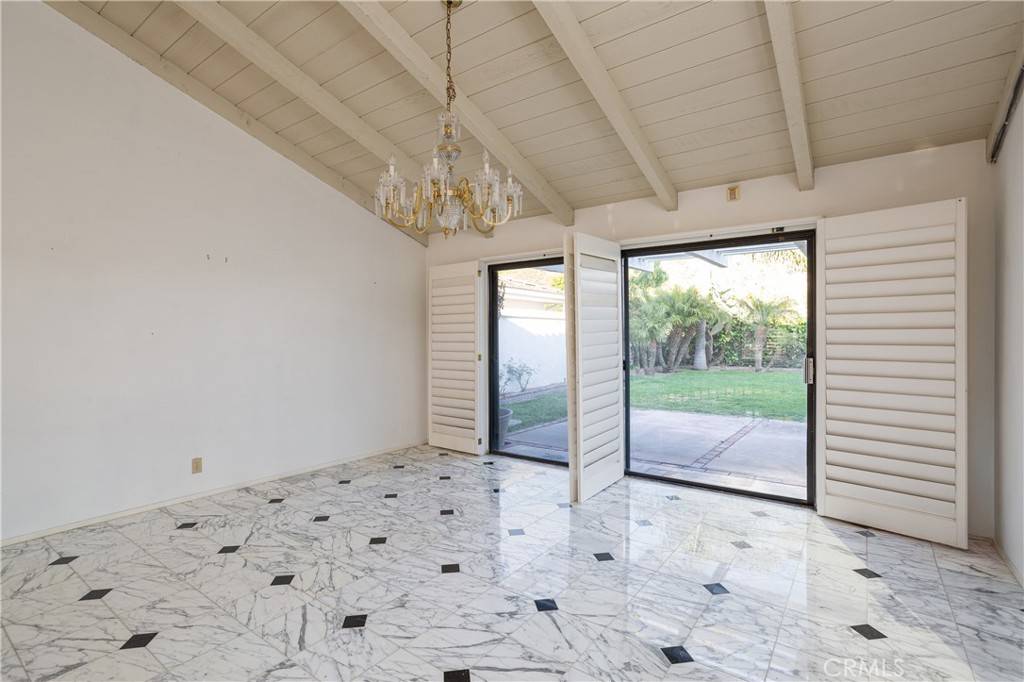Corona Del Mar, CA 92625,6 Monterey CIR