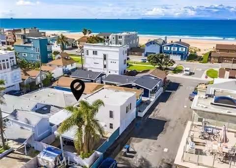 Sunset Beach, CA 90742,17020 7th ST