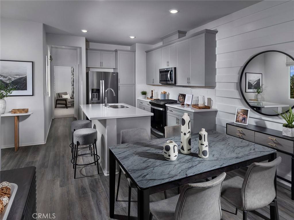 Pomona, CA 91767,217 Aurora LN