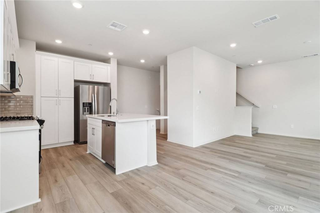 Pomona, CA 91768,1541 Stratus DR