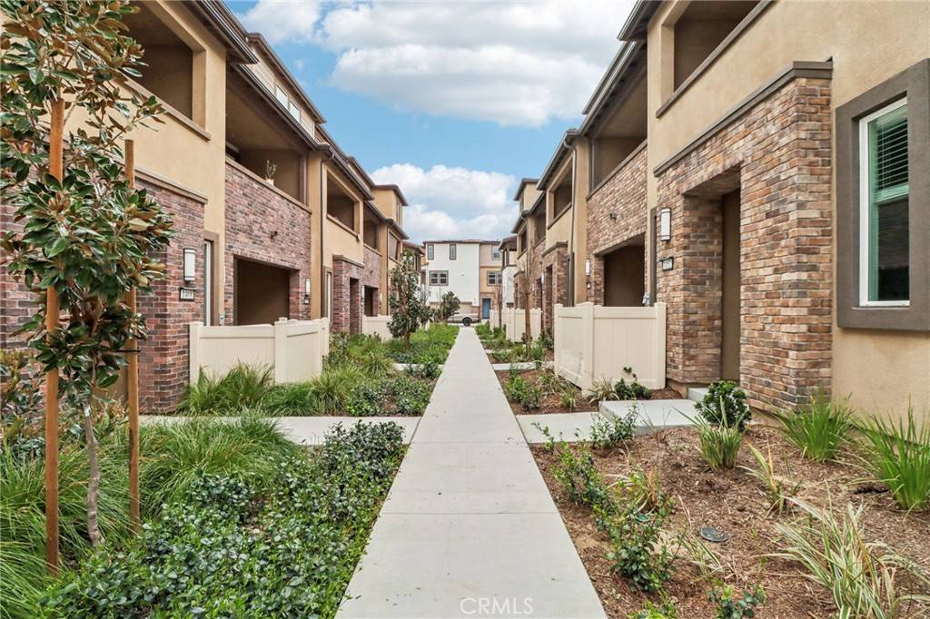 Pomona, CA 91768,1452 Stratus DR