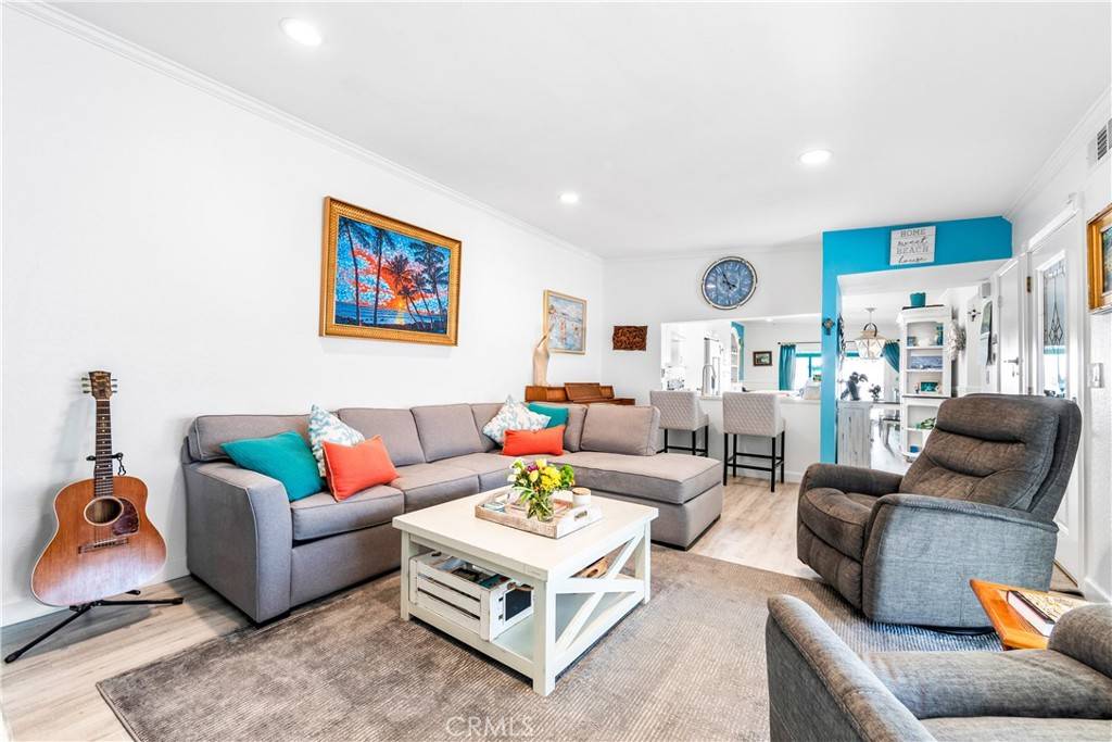 Huntington Beach, CA 92648,1828 Alsuna LN