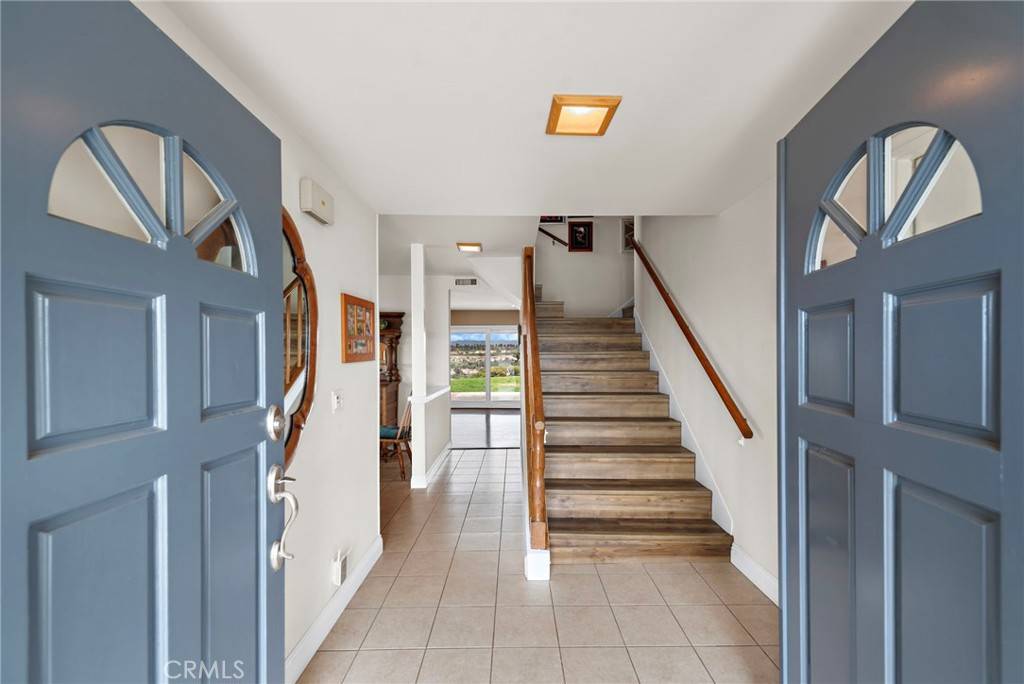 San Clemente, CA 92672,405 Avenida Salvador