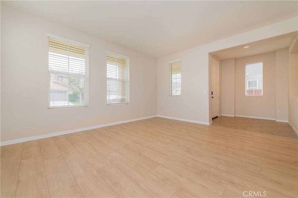 Corona, CA 92883,11060 Sweetgum ST