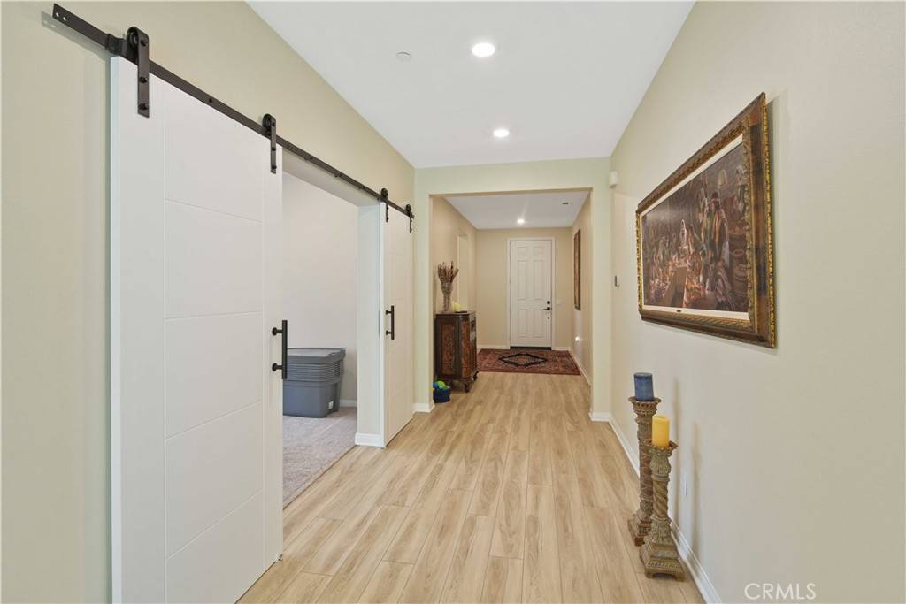 Simi Valley, CA 93065,221 Talbert AVE