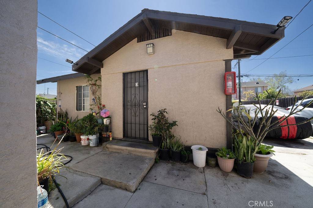 Long Beach, CA 90813,1444 E 16th ST