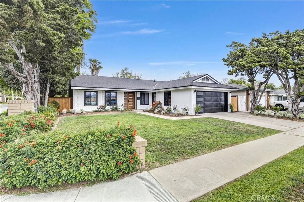 Santa Ana, CA 92706,701 E 19th ST