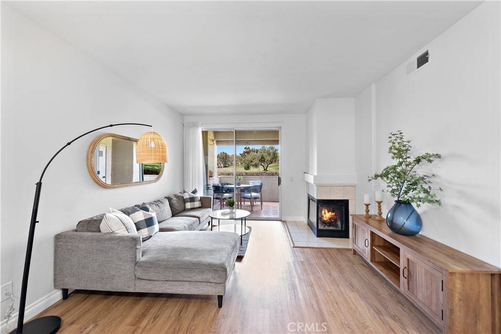 Rancho Santa Margarita, CA 92688,21 VIA PAUSA