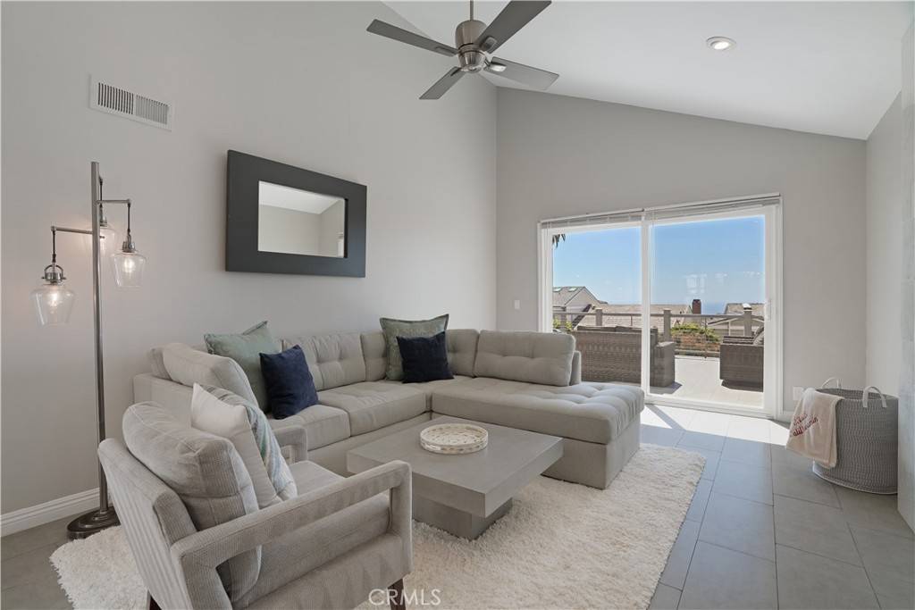 Dana Point, CA 92629,33601 Via Corvalian #4