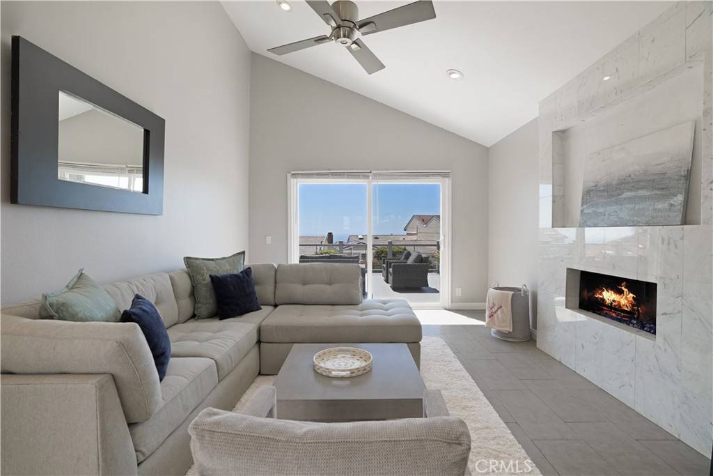 Dana Point, CA 92629,33601 Via Corvalian #4