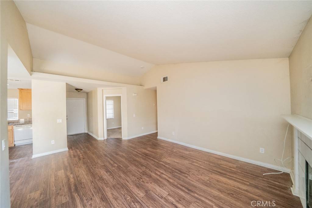 San Jacinto, CA 92582,842 Windsong LN