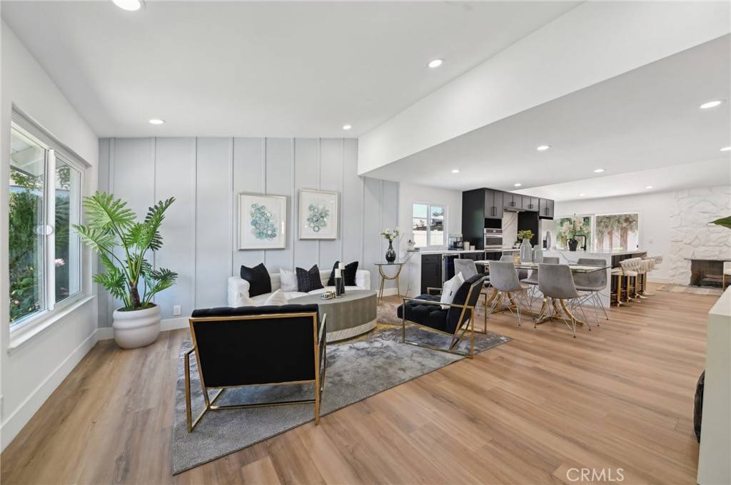Irvine, CA 92604,14942 Dahlquist RD