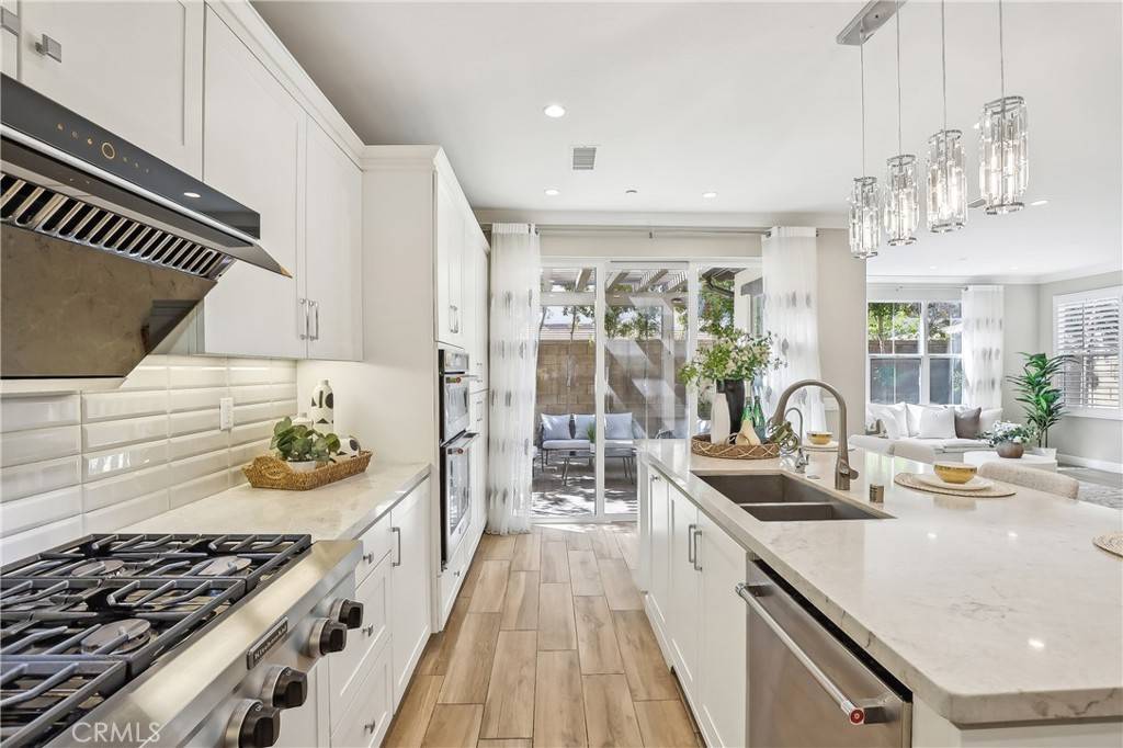 Irvine, CA 92620,111 Baja