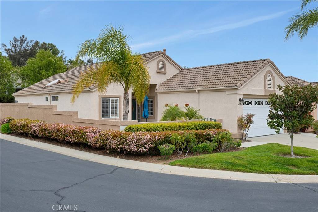 Murrieta, CA 92562,23863 Via Pamilla