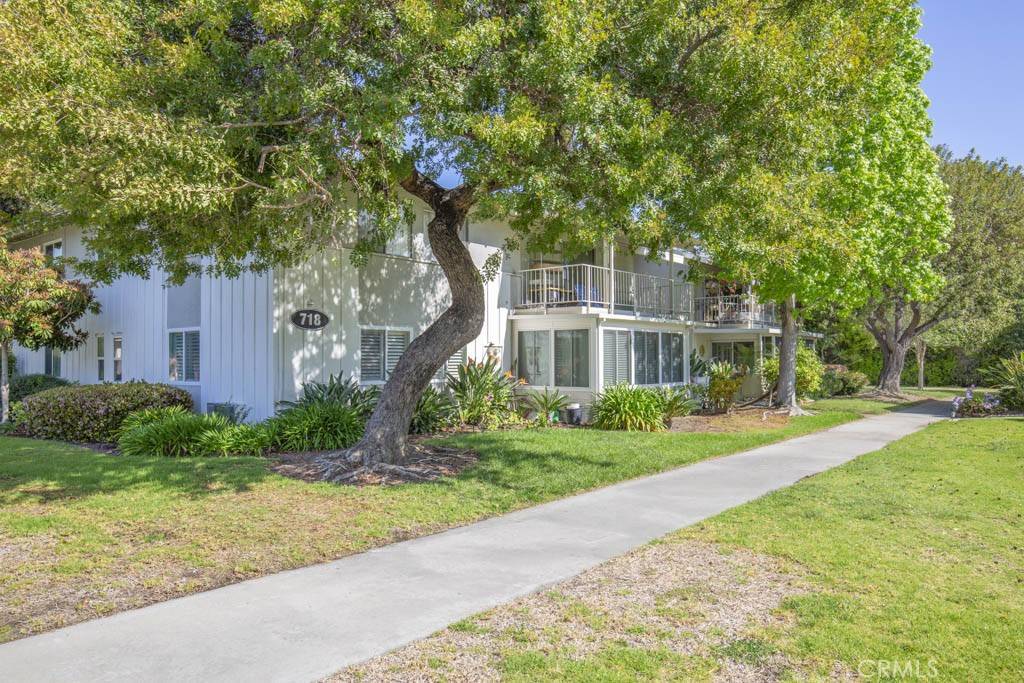 Laguna Woods, CA 92637,718 Ave Majorca #P