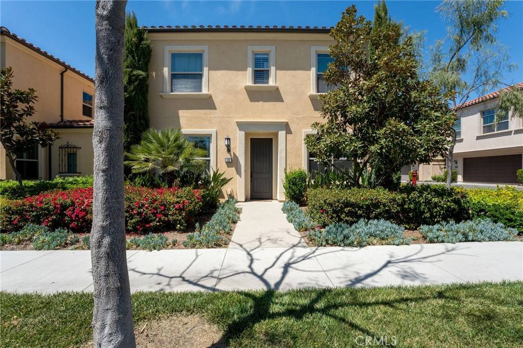 Irvine, CA 92618,115 Oak Forest