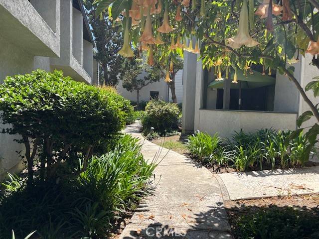 Santa Ana, CA 92704,2510 W Macarthur BLVD #M
