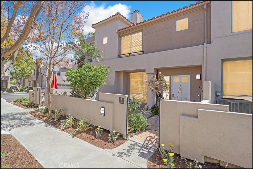 Aliso Viejo, CA 92656,3 Southwind