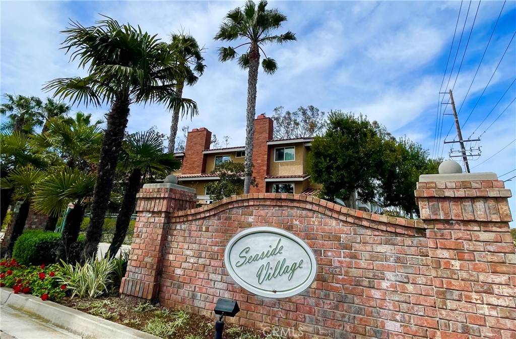 Huntington Beach, CA 92648,7886 Waterfall CIR #209