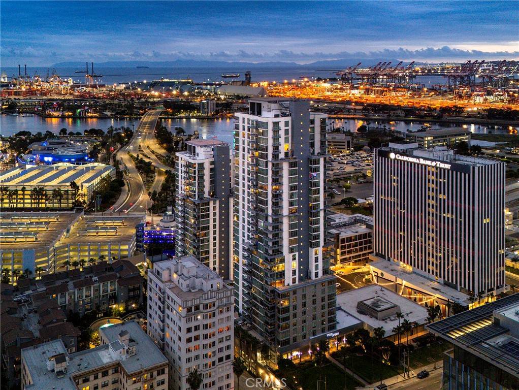 Long Beach, CA 90802,400 W Ocean BLVD #902