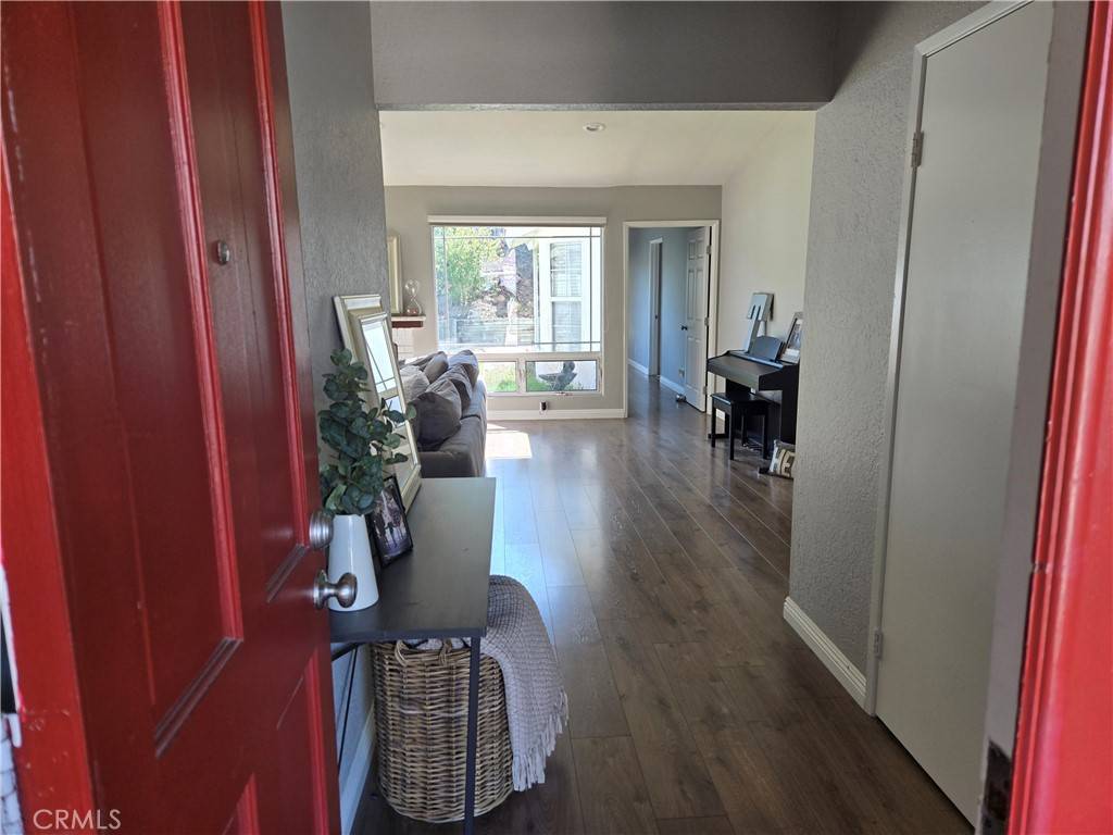 Mission Viejo, CA 92692,28935 De La Luna DR