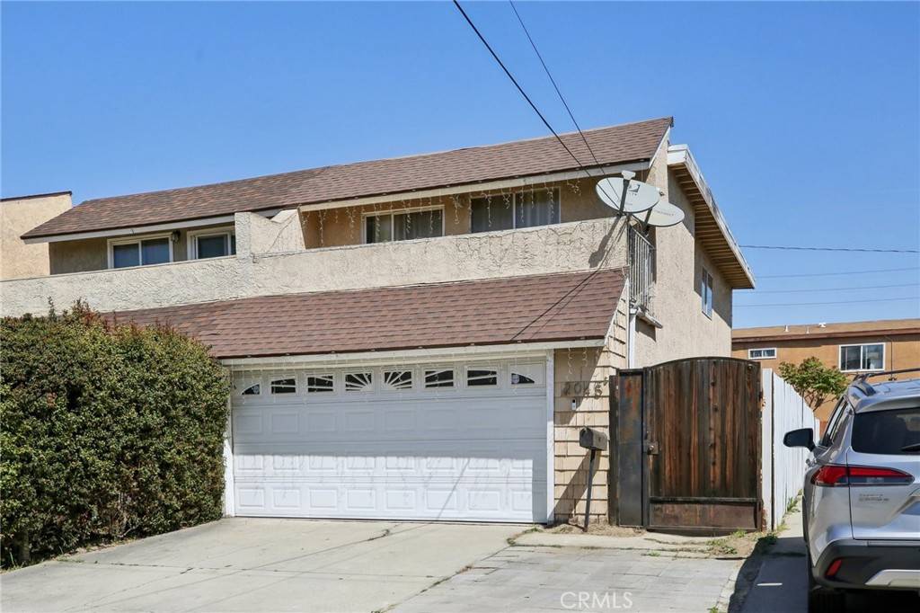 Long Beach, CA 90810,2045 W Cameron ST