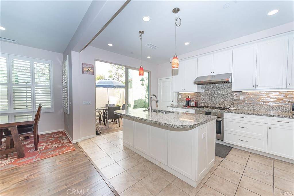 50 Emerald Clover Irvine, CA 92620
