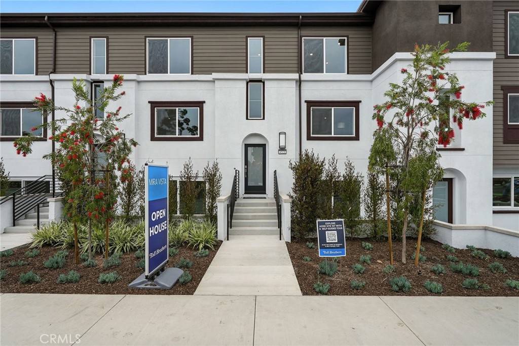 San Diego, CA 92117,4521 Misty PL