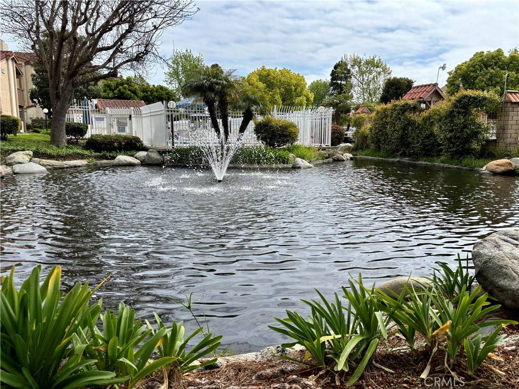 Huntington Beach, CA 92649,16521 Grunion LN