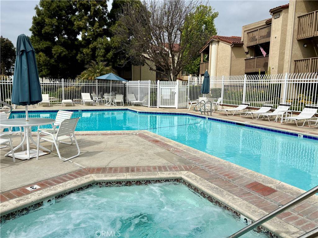 Huntington Beach, CA 92649,16521 Grunion LN