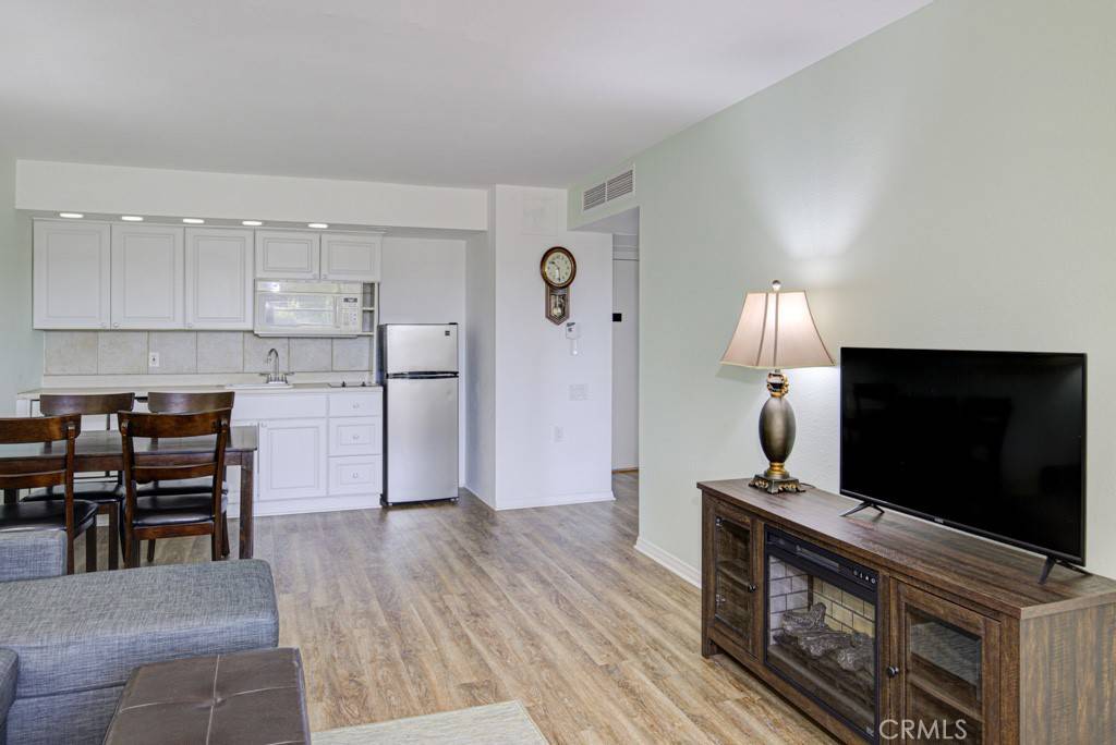 Laguna Woods, CA 92637,24055 Paseo Del Lago #408