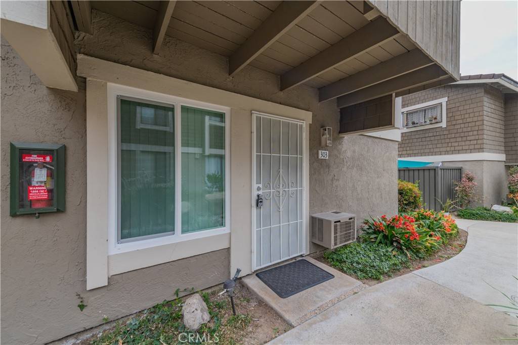 Irvine, CA 92620,303 Streamwood