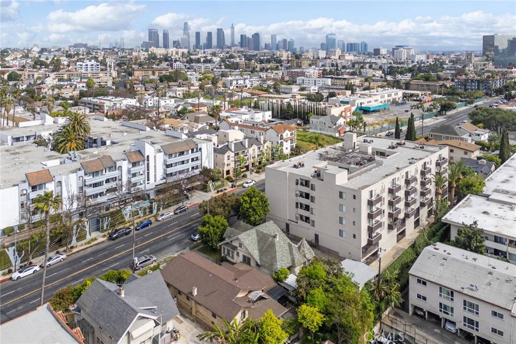 Los Angeles, CA 90004,157 S Virgil AVE