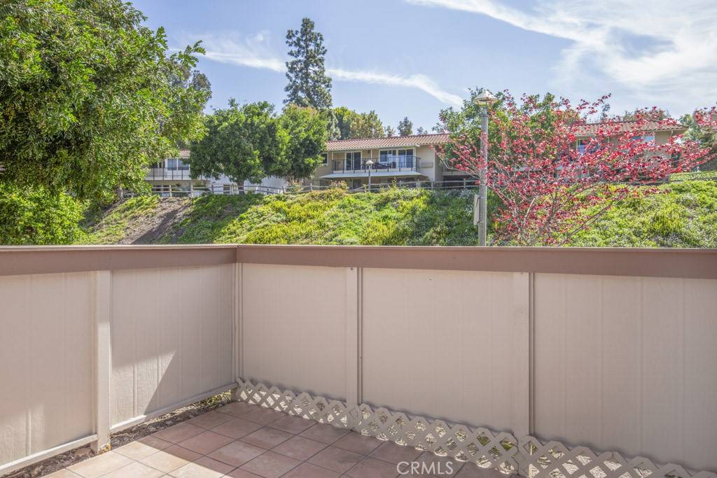 Laguna Woods, CA 92637,3293 San Amadeo #D