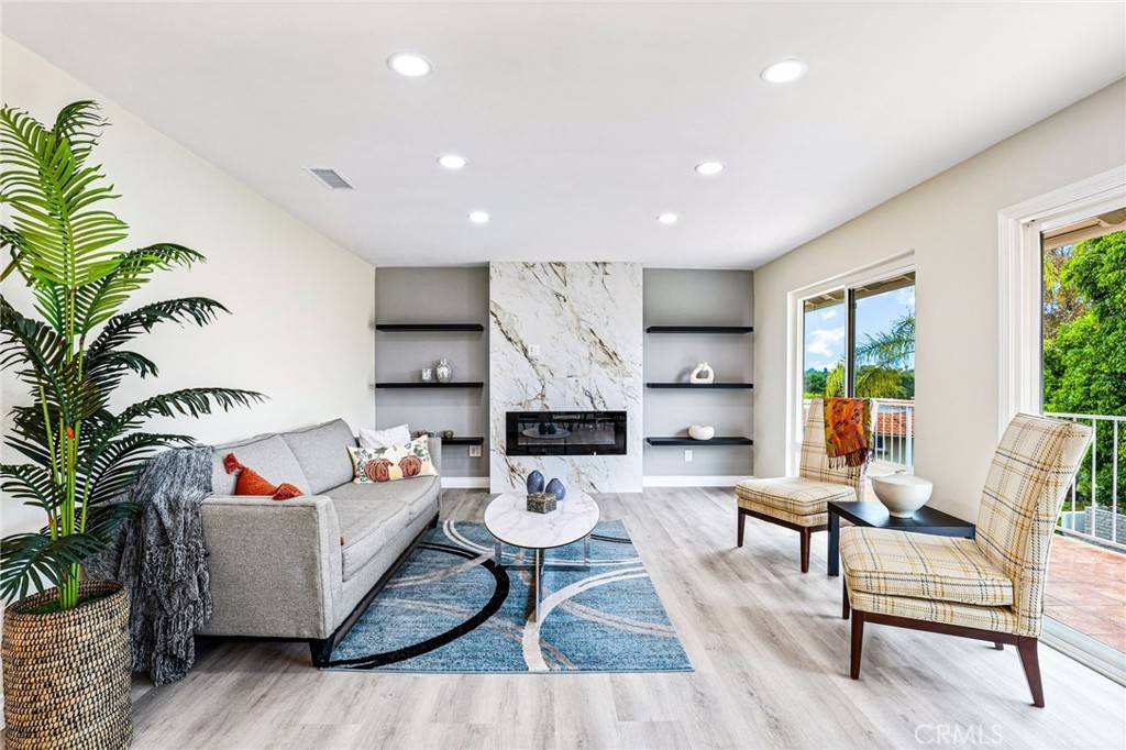 Laguna Woods, CA 92637,2270 Via Puerta #N