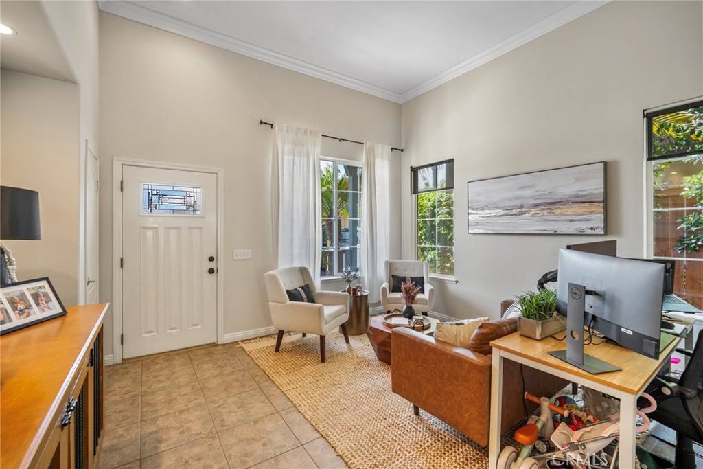 San Clemente, CA 92673,27 Avenida Fortuna