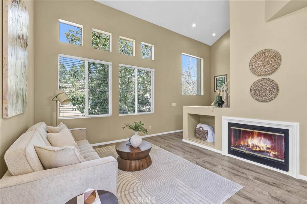 Tustin, CA 92782,2641 Dunstan DR