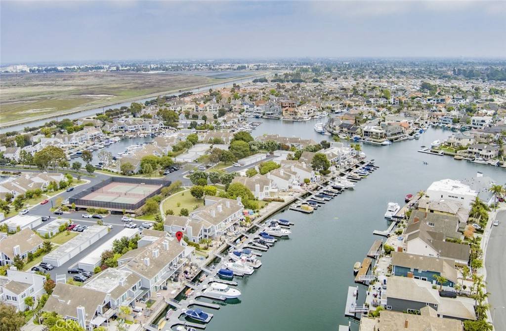 Huntington Beach, CA 92649,16143 Saint Croix CIR