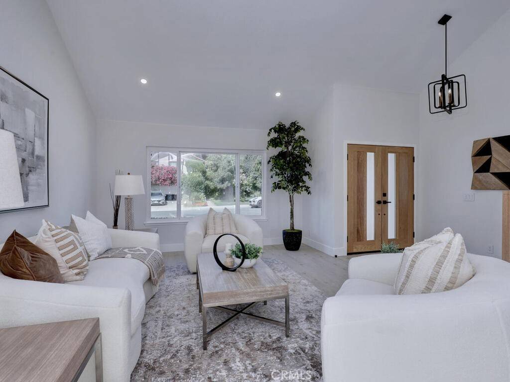 Mission Viejo, CA 92692,24362 Via Santa Clara