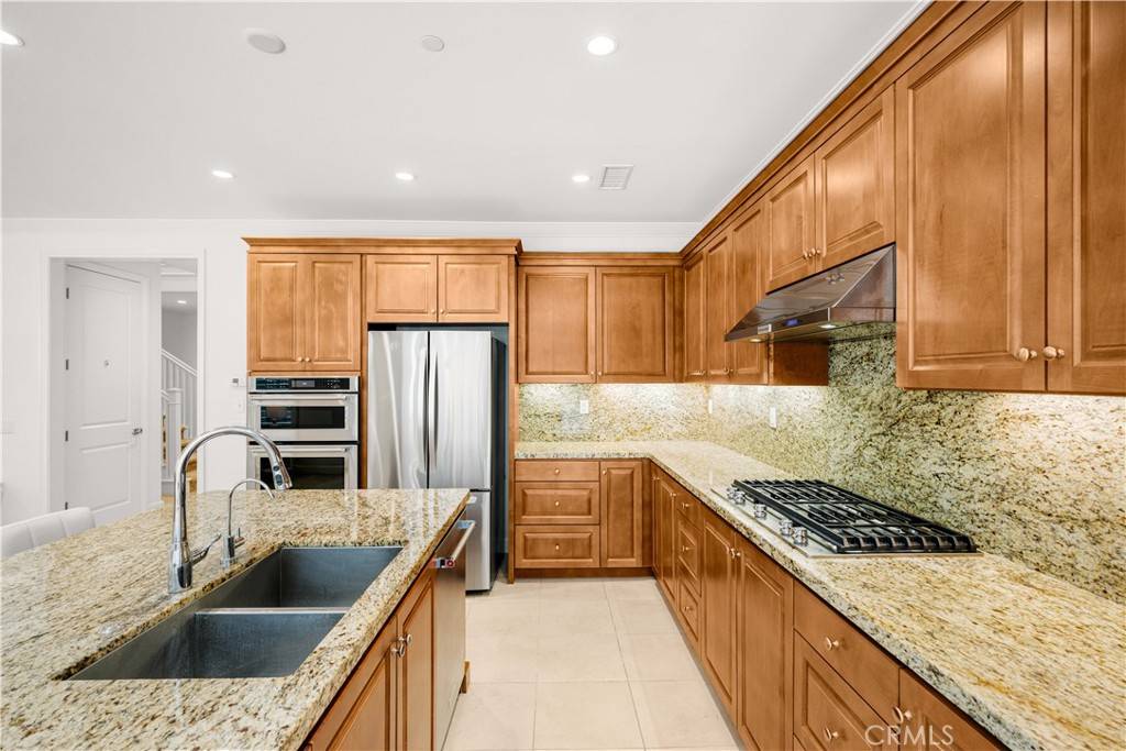 114 Yuba Irvine, CA 92620