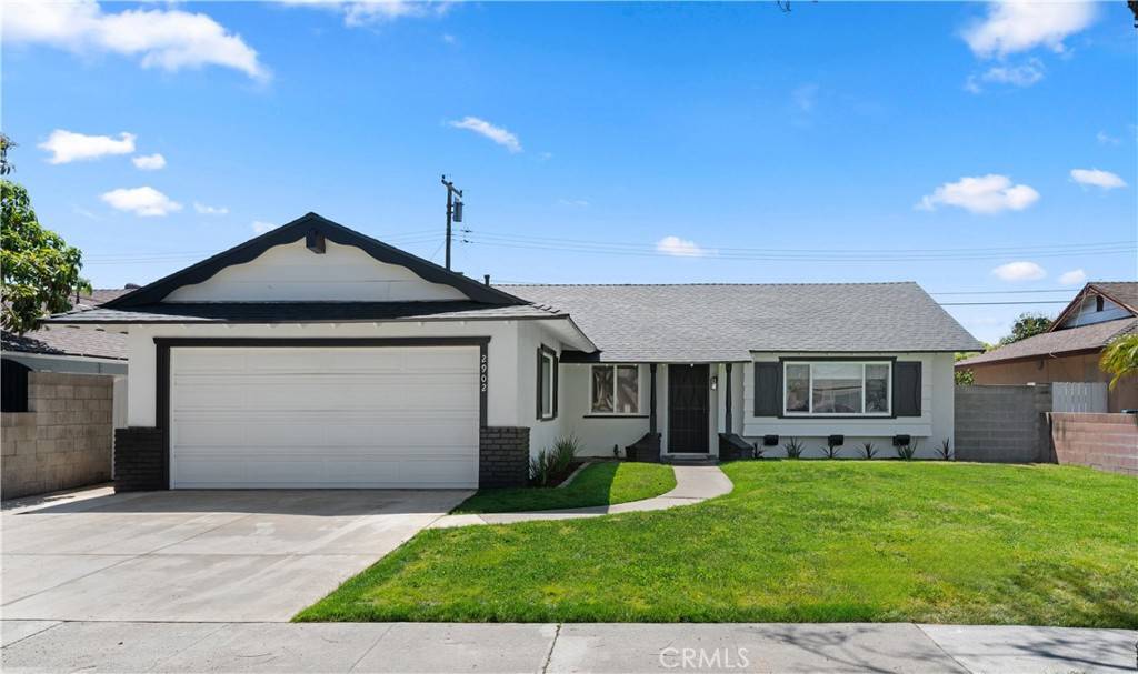 Santa Ana, CA 92704,2902 W Raymar ST