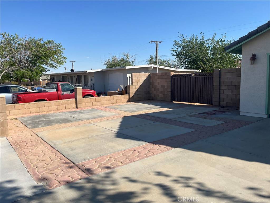 California City, CA 93505,8740 S Loop BLVD