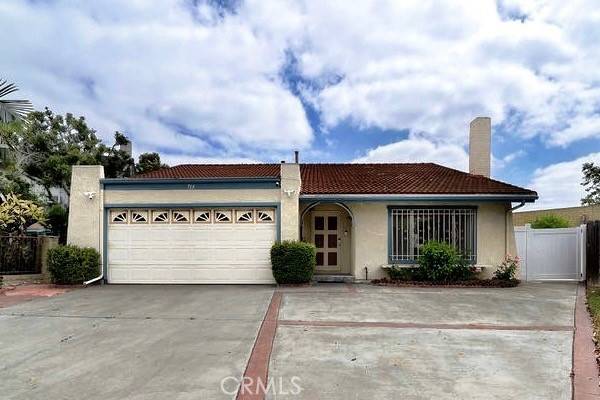 Santa Ana, CA 92704,713 S Susan ST