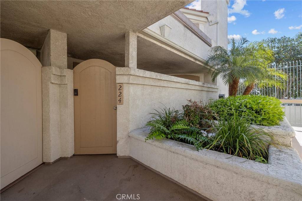 Long Beach, CA 90804,3605 E Anaheim ST #224