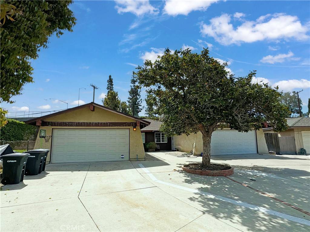 Orange, CA 92866,2032 E Stearns AVE